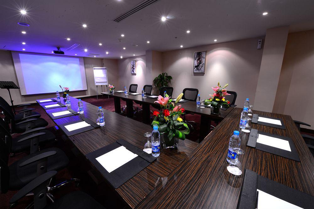 Obaer Hotel Riyadh Eksteriør bilde