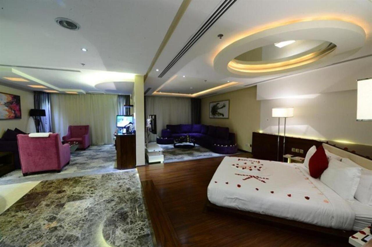 Obaer Hotel Riyadh Eksteriør bilde